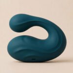 Leandro Premium Silicone Dildo